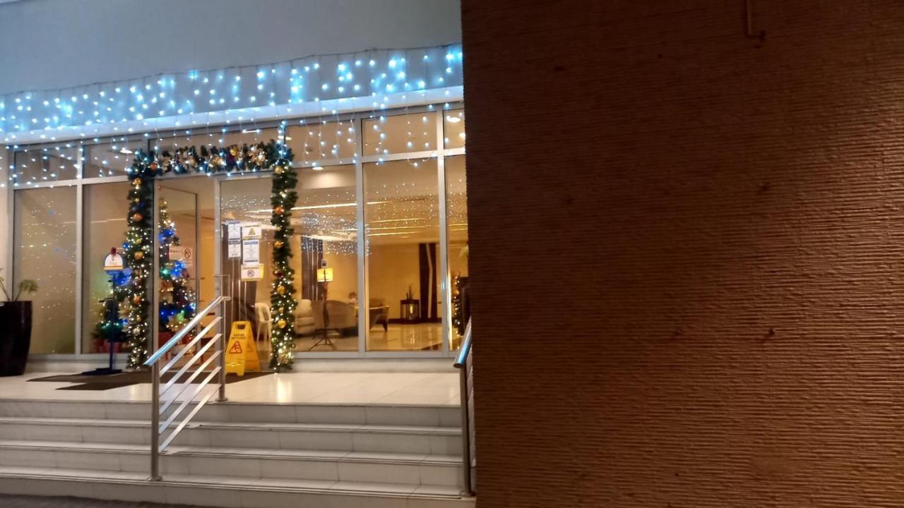 Johnstay Manila Eksteriør bilde